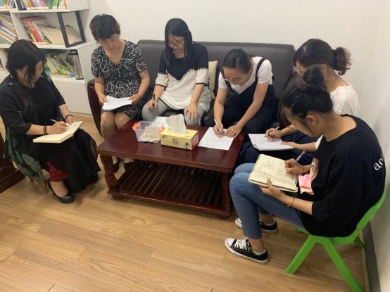 C:\Users\Administrator\Desktop\资助照片\C1028280394B690F0FA142D3550C25B1.png